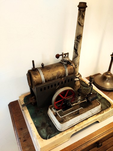 Machine vapeur jouet - à,