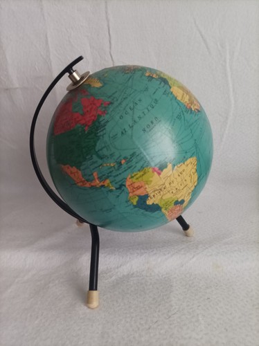 Ancien globe terrestre - globe, À