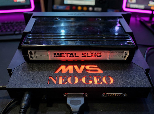 Consolized snk neo geo - snk,