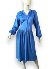 Robe Bleu plissée taillé