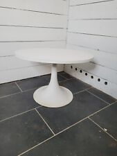 Table Basse Ovale Vintage Pied  Tulipe Des Années 70
