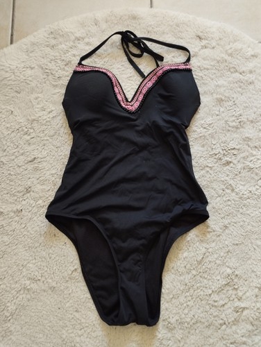 Maillot bain une - une, pièce
