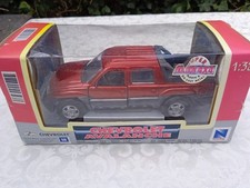 NEW-RAY 1:32 Voiture CHEVROLET