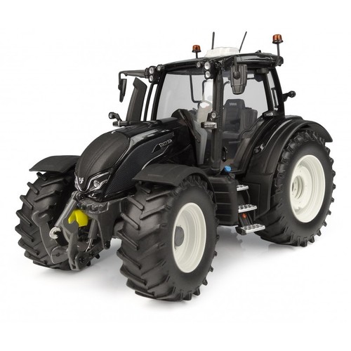 Universal hobbies tracteur - universal,