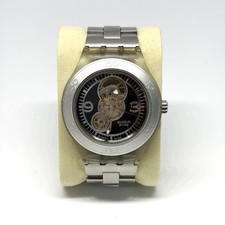 Montre squelette automatique
