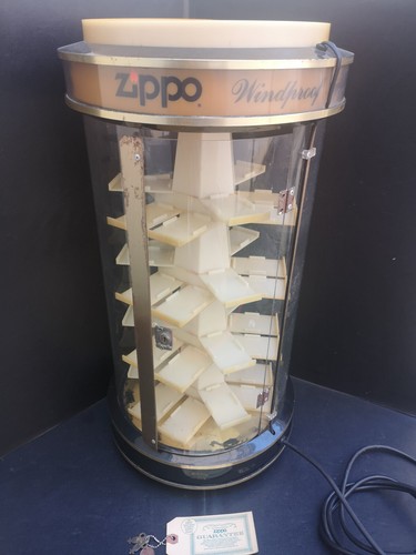 Zippo grande vitrine - , tournante