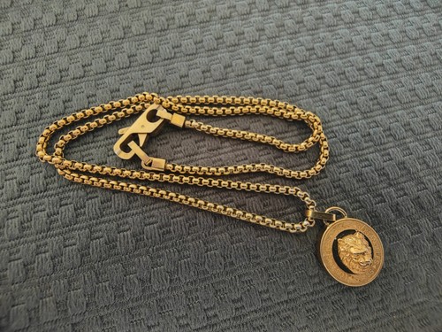 Collier doré pendentif - , "lion