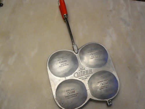 Ancien moule madeleine - ,