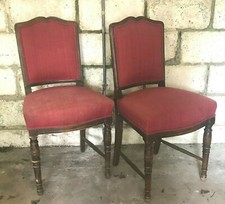 paire de chaises louis XV en bois patiné finement sculptée . XX siècle .