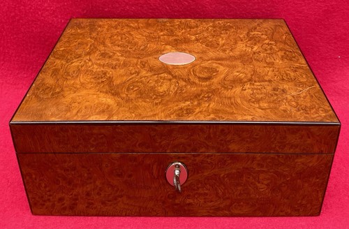 Ancien coffret anglais - , en