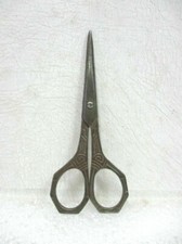 Ancien petit ciseau de