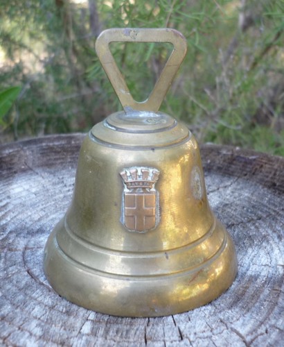 Petite cloche ancienne - , –