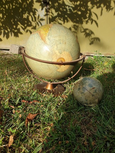 Ancien globe terrestre