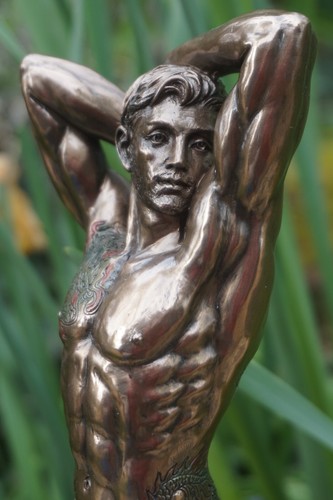 Wu78300 figurine statuette - ,