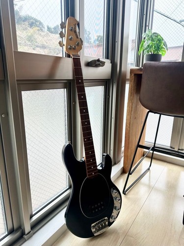 Music man stingray - stingray, guitare