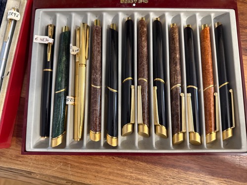 Lot style plume - lot, a