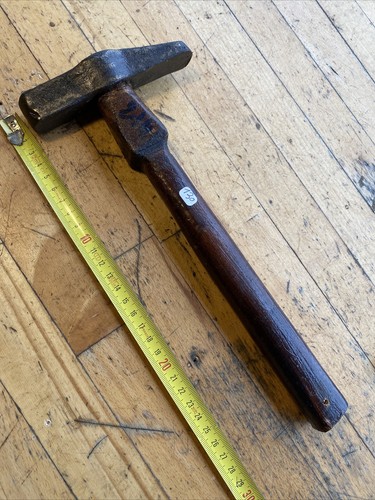 N°130 outillage outils