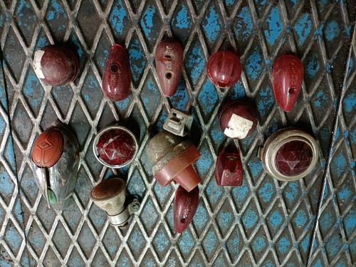 Lot cabochons feu arriere - cabochons,