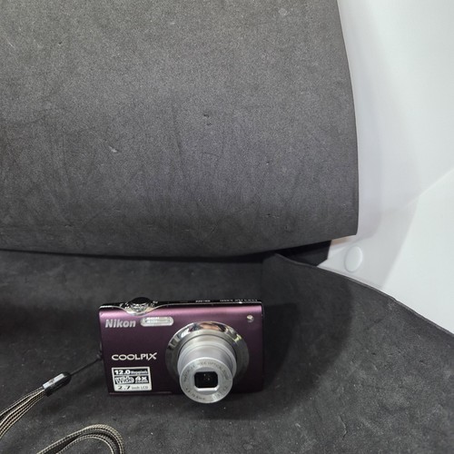 Nikon coolpix s3000 0mp - coolpix, 12.0mp