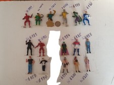 (98) lot de 3  figurines au