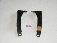 1980 -1981 Buick Skylark Avant Grille Panneau Inférieur Supports 1261132 1261133