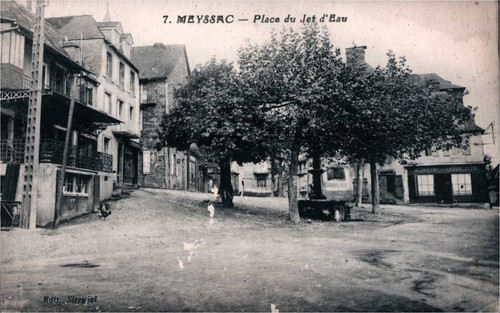 Cpa meyssac place du jet - place,