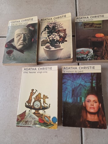 Lot livres agatha - 5,