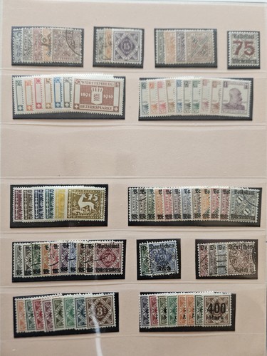 Lot une page timbres - une,