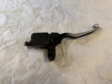 MAITRE CYLINDRE AVANT -