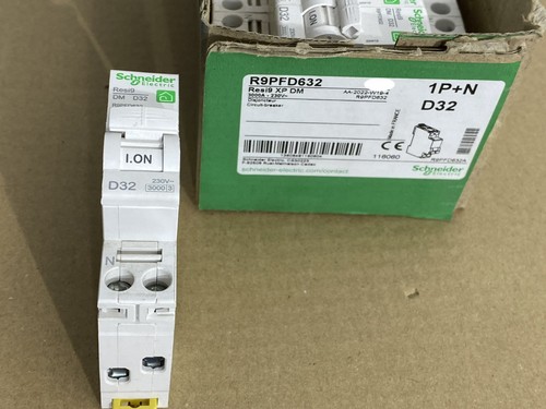 Schneider resi9 disjoncteur - xp,