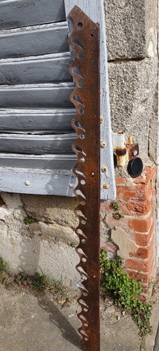 Lambrequin cache store ajouré