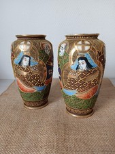 deux vases ancien japonais d.e