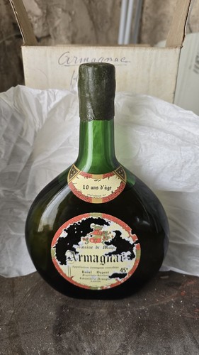 Bouteille armagnac - bouteille,