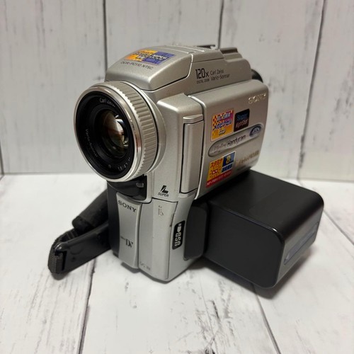 Caméscope sony dcr pc110 - sony, dcr-pc110