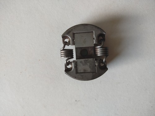 Embrayage pour taille - ,