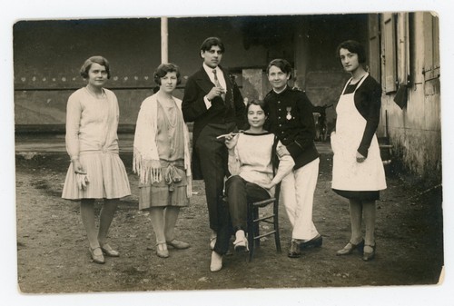 Carte photo 1929 garçonnes - carte-photo, 1929,