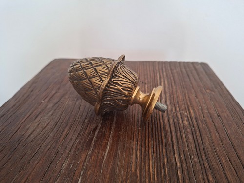 Ancienne pomme pin en - pomme, de