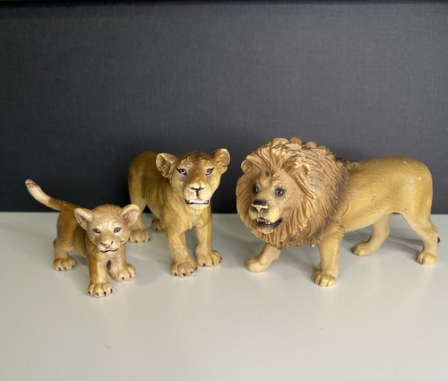 Schleich lion male - male,, female
