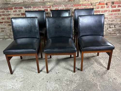 Chaises - (série, 6)