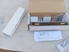 NEUF FERME PORTE DORMA