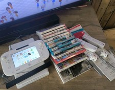 Console Nintendo Wii U Blanche + 12 Jeux + Accessoires + Manettes + Wii Motion+