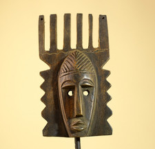 Masque africain en bois