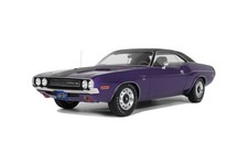 Dodge Challenger R/T Plum