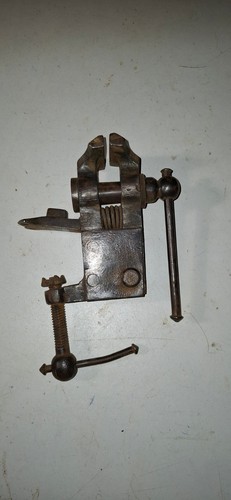 Etau agrafe mors de - etau,