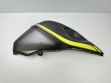 CARÉNAGE DROIT RÉSERVOIR YAMAHA MT 03 2016-2019
