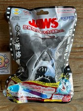 Figurine mascotte requin