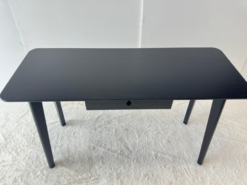Bureau rectangulaire noir