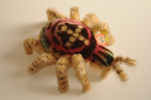 Araignée spidy peluche - , steiff