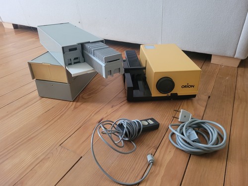 Projecteur diapositive - projecteur,