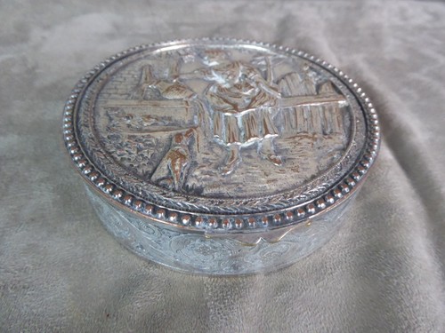 Jolie boîte ancienne - boÎte, en